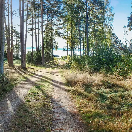 3 Bedroom Pet Friendly Apartment In Skjeberg Apartman