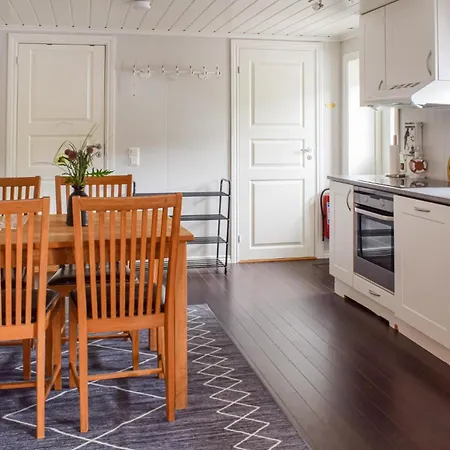 3 Bedroom Pet Friendly Apartment In Skjeberg Apartman Skjeberg