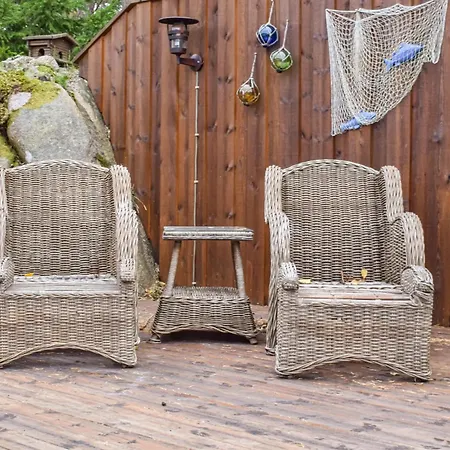 3 Bedroom Pet Friendly In Apartament Skjeberg