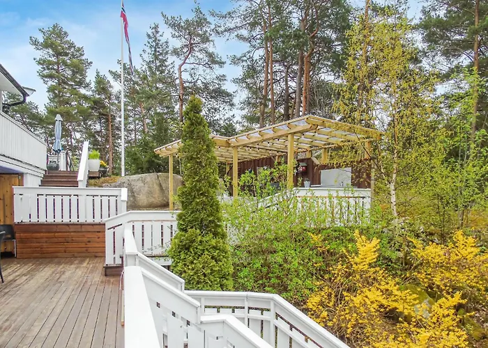 3 Bedroom Awesome In